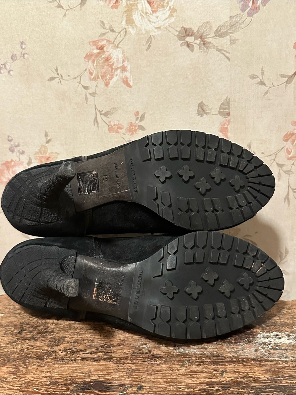 Burberry Black Suede Front-Zip Peep Toe Ankle Booties EU 40 - Picture 8 of 11